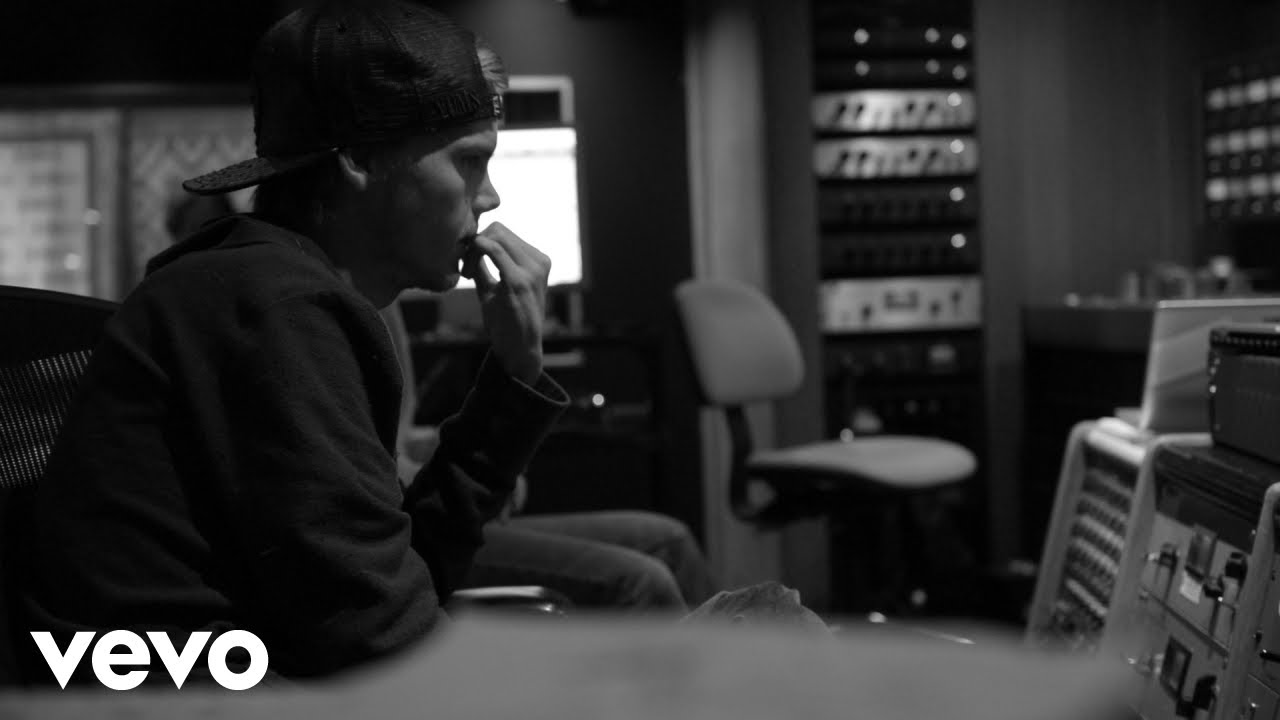 Avicii "The Story Behind"
