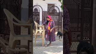 Aaj Apne Gaon Se Delhi Pauche