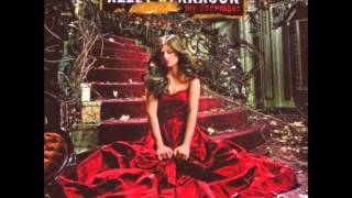 Watch Kelly Clarkson One Minute video