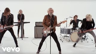 Watch R5 Lets Not Be Alone Tonight video