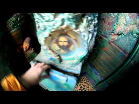 Психоделический подъезд-сказка на Троещине, Киев