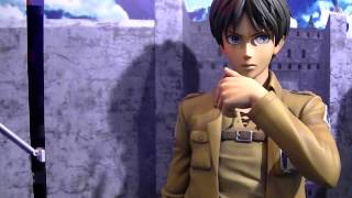 ????? Attack on Titan - Life sized Eren Yeager & Levi Ackerman Figures @ 2016 JAEPO