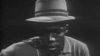 Watch John Lee Hooker Maudie video