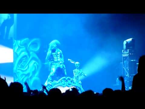 rob zombie never gonna stop video