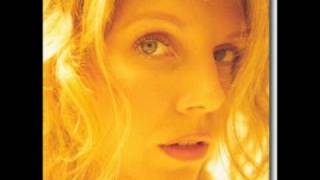 Watch Tanya Donelly Butterfly Thing video