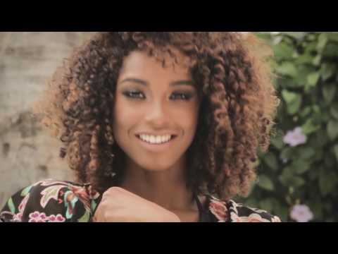 Editorial New Resort con Yaritza Reyes - 2017
