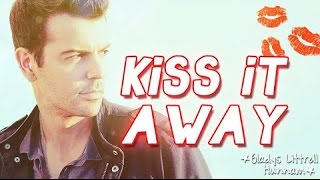 Watch Jordan Knight Kiss It Away video
