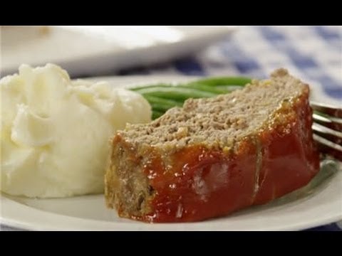 VIDEO : the secret to a classic meatloaf recipe - watch as better homes and gardens shows you how to makewatch as better homes and gardens shows you how to makemeatloafthe classic way! when you're in the mood for a homestyle ...