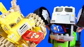 Disney Cars 3 Batman Superman Car Lightning McQueen Gets Eaten By Garbage Truck Stinky