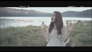 5 Lagu Rossa yang Enak Dinyanyiin Pas Karaokean