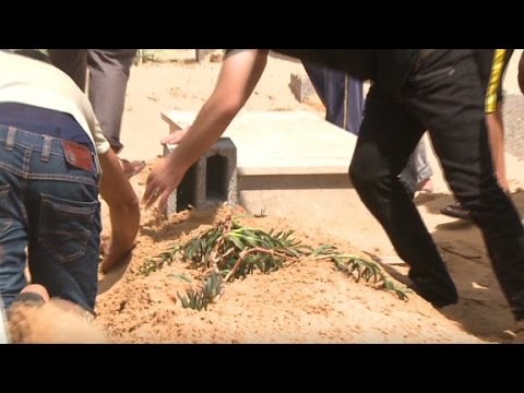 U.N.: One child killed every hour in Gaza U.N.: One child killed every hour in Gaza klip izle