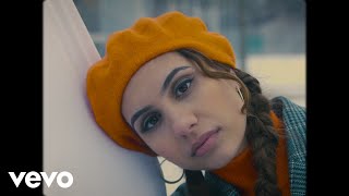 Watch Alessia Cara You Let Me Down video