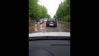 Видео Дождичек в Волжском, 16.05.2016, ул. Карла Маркса от Николай Берзенов, улица Карла Маркса, Волжский, Россия