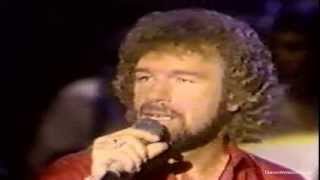 Watch Gene Watson If I Painted A Picture video