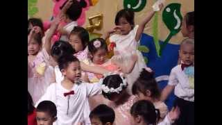 20130720 萬美幼稚園畢業演出 阿嘟嘟在最後一段表演 美美的夢
