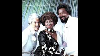 Watch Celia Cruz La Dicha Mia video