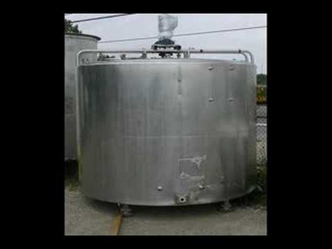 2,000 gallon vertical mix tank  #8058