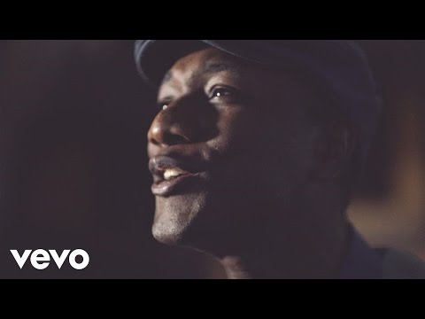 videos musicales - video de musica - musica Hello World (The World is Ours)