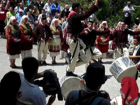 male tesko oro dance. Koco Racin Skopje Folklore Dancers and Music