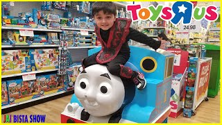 Kids Driving to TOYS R US (SKIT) / Toys R US KID Forever / Spooky Halloween