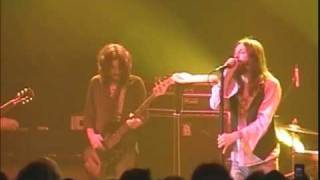 Watch Black Crowes Darling Of The Underground Press Live video