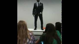 Watch Kanye West Mamas Boyfriend video
