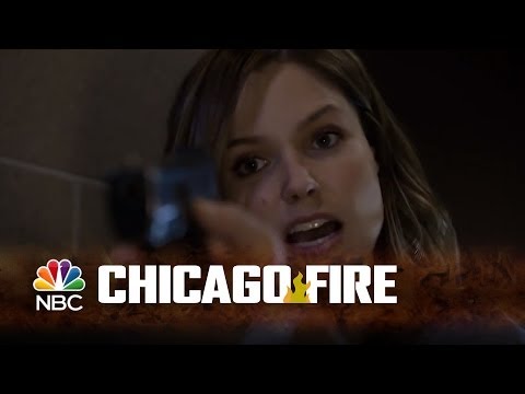 Cruz Catches His Brother In The Wrong Neighbourhood | Chicago Fire