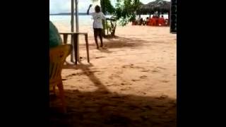 A Loira Da Praia