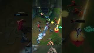 Pega-Pega Contra A Caitlyn