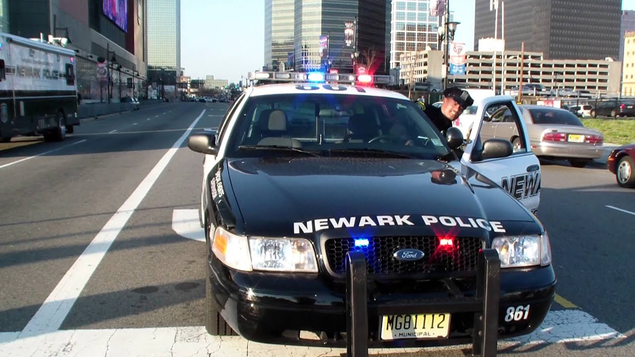 New Jersey Newark Police Car show lights & sirens YouTube