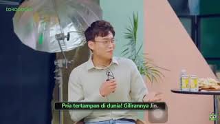 INTERVIEW  JIN BTS DI TOKOPEDIA DI PANGGIL MAS GANTENG