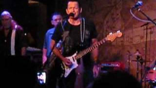 Watch Tommy Castro A Good Fool Is Hard To Find video