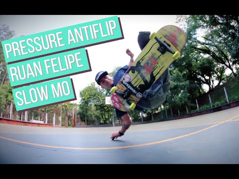 Nineclouds Skateboards | Slow Motion | Pressure Anti Flip - Ruan Felipe