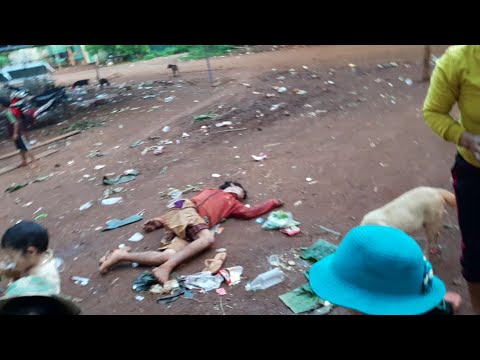 Tổng hợp cảnh uống rượu say sau đám ma