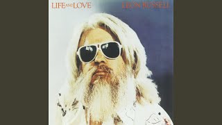 Watch Leon Russell On The Borderline video