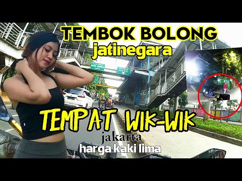 tembok bolong jatinegara jakarta. tempat hiburan malam diskotik wanita malam kupu-kupu malam