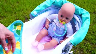 Bébé Annabelle En Promenade À La Découverte De La Meilleure Poussette