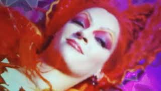 Poison Ivy And Robin Romatic Kissing6