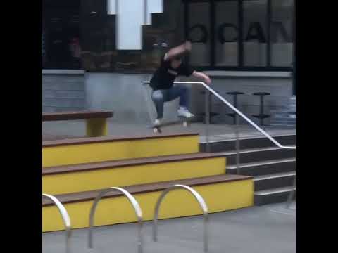 What did @japanese_super_rat just do 🤷🏻‍♂️ | Shralpin Skateboarding