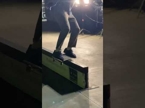 Rate this trick⁉️ #skateclipsdaily #miniramp #ramp #skate #skateboardingtrick #skateboarding #skate
