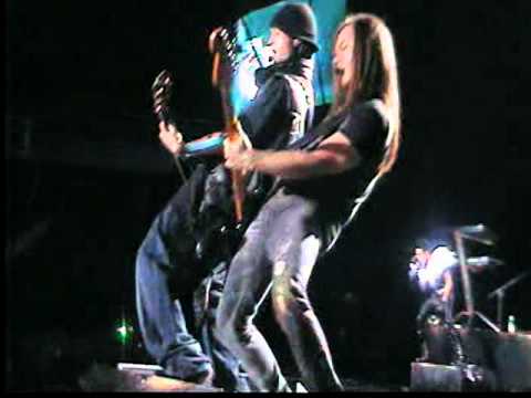 28.11.10 Santiago - In your shadow + Automatic