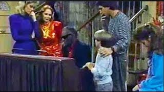 Watch Ray Charles Always A Friend video