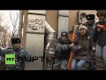 Russia: Police remove protesters from crowd outside Bolotnaya trial