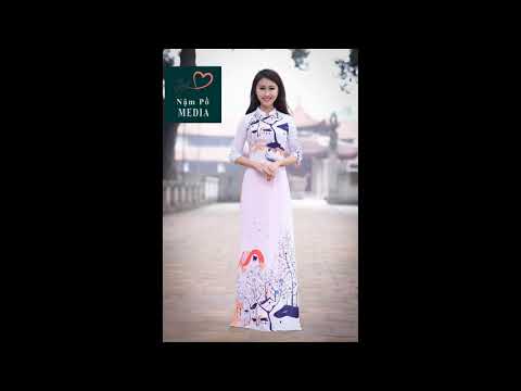Tạo dáng chụp ảnh áo dài