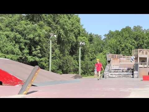 William Royce Visits Kona Skatepark