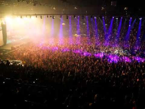 dj tiesto energy 2000 dj tiesto live energy 2000 vengaboys kiss dj tiesto energy 2000 dj tiesto live energy 2000 vengaboys kiss