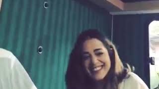 Kırgın Çiçekler Ipek Karapınar Gülme Krizi