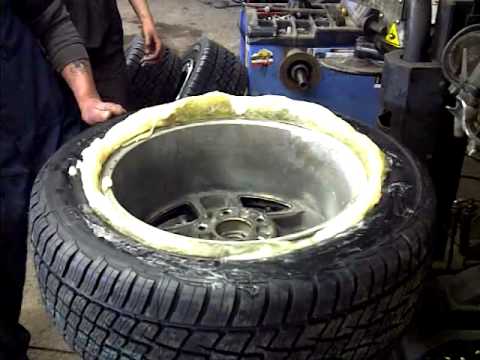 Acura Houston on Getting A 20 Inch Tire To Air Up With Soap   Music Videos