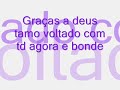 os havaianos aplica nela e fuguetada