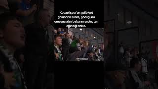 Kocaelisporun Galibiyet Ünden Sonra, Çocuğunu Omzuna Alan Babanın Sevinçten Ağladığı Anlar..